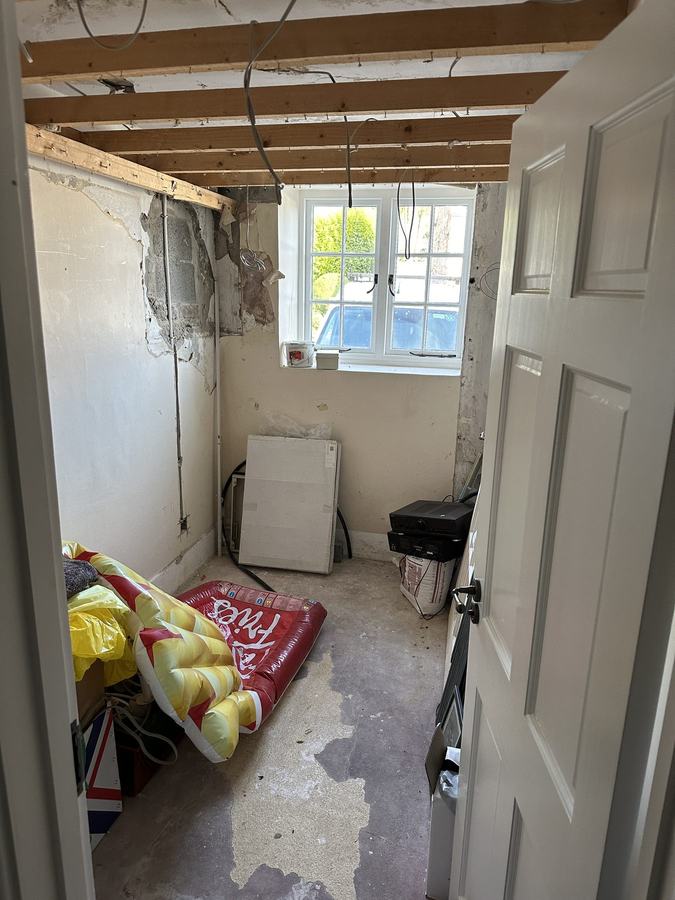 Steam room space before refurbishment, Hamptonne House