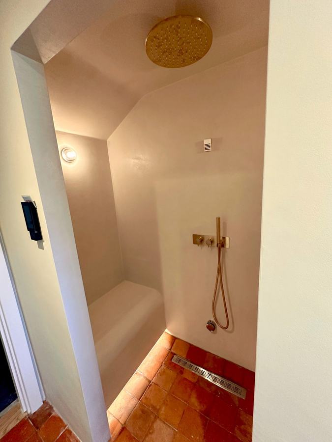 Hamptonne House finished steam room, wall detail